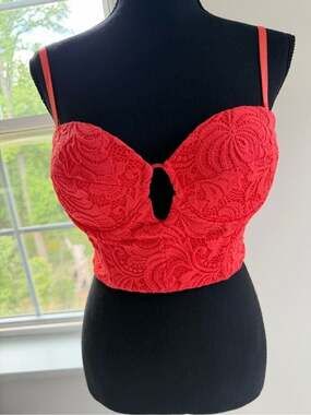 Bebe Coral Lace Bustier Crop Top Size S